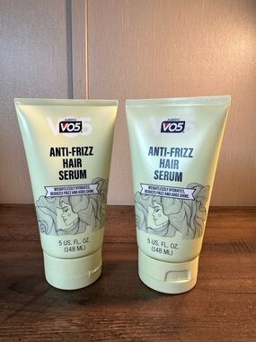 Alberto VO5 Anti-Frizz Hair Serum Weightlessly Hydrates Reduce Frizz Formula 2pc